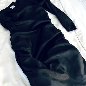 Wilfred
Only Sleeve Black Midi Dress Sz 4